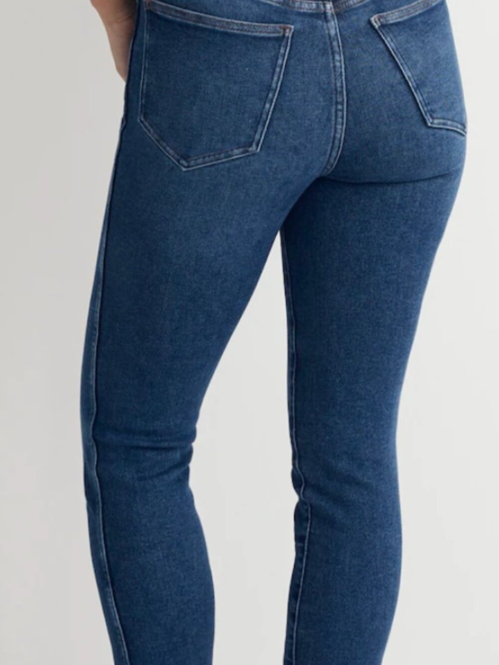 Madewell Curvy Stovepipe Jean